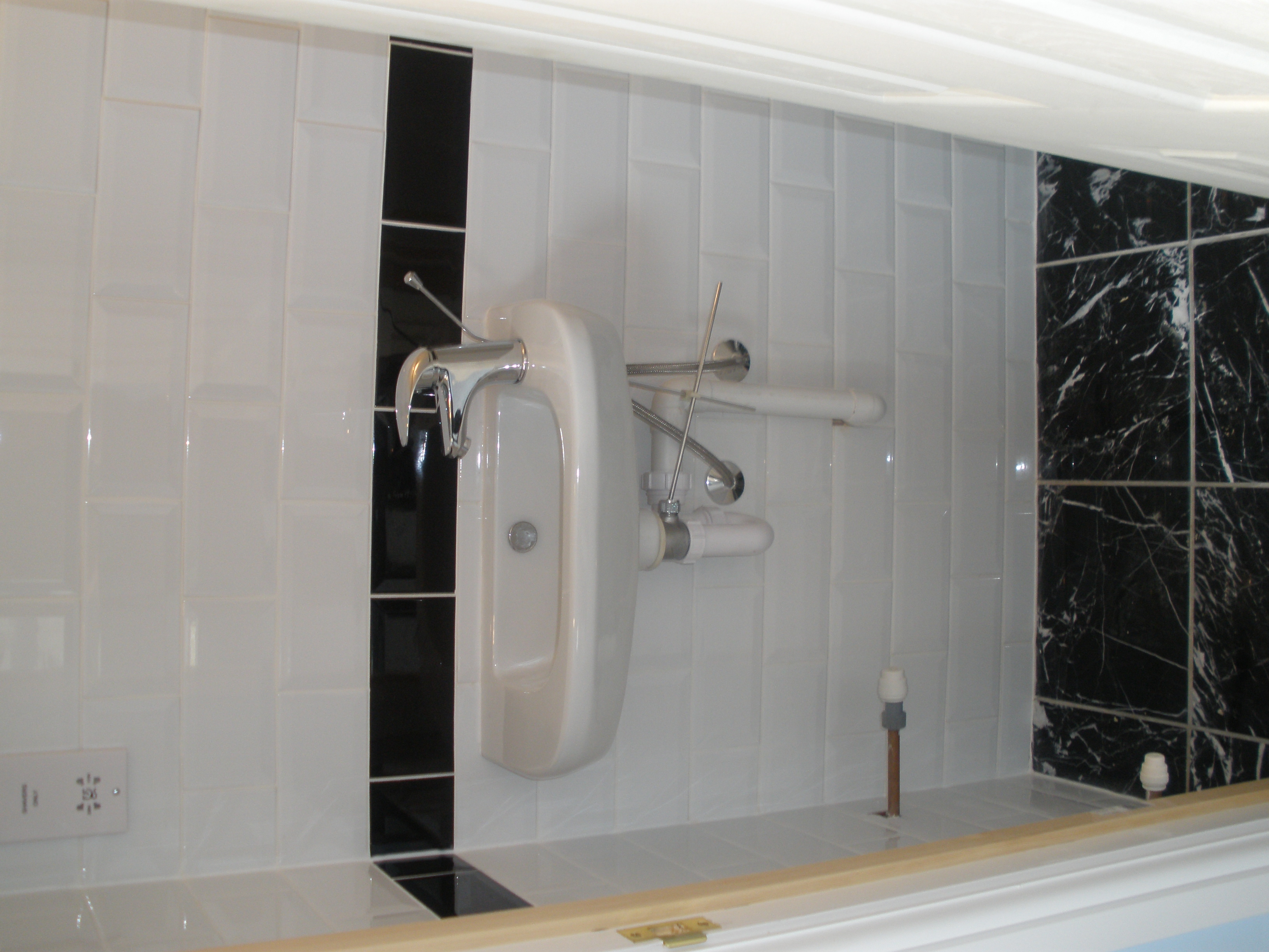 CARB Ensuite before renovation